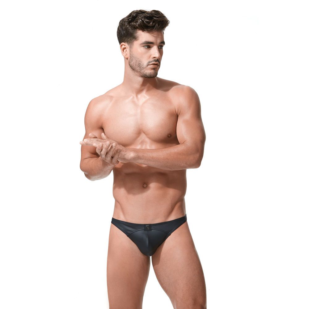 CRAVE BRIEF - GREGG