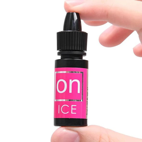 ON ICE - BUZZING & COOLING FEMALE OIL