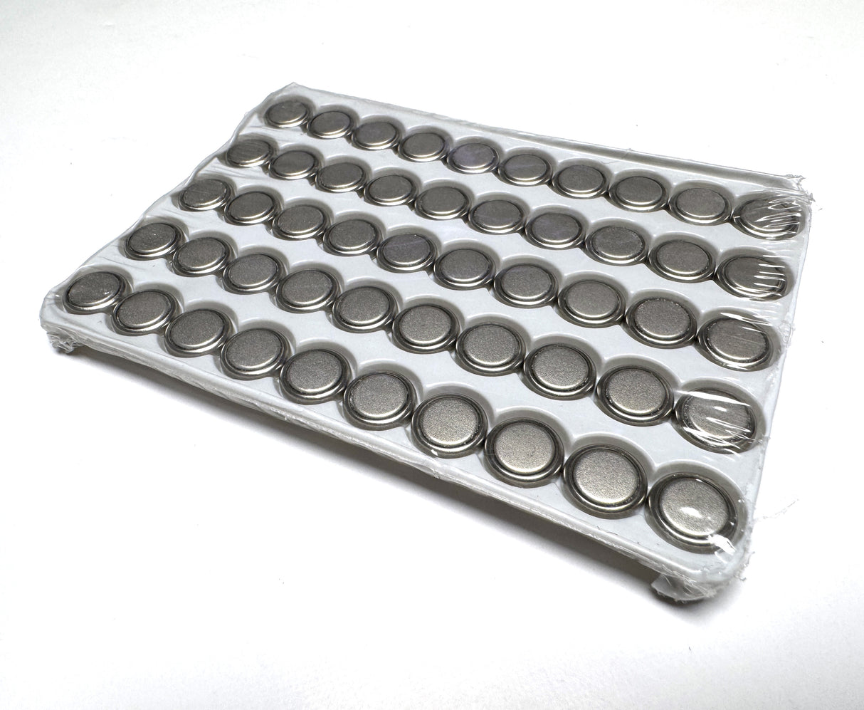 PETITES PILES PQT 50 GP Piles bouton alcaline 189 1,5 V