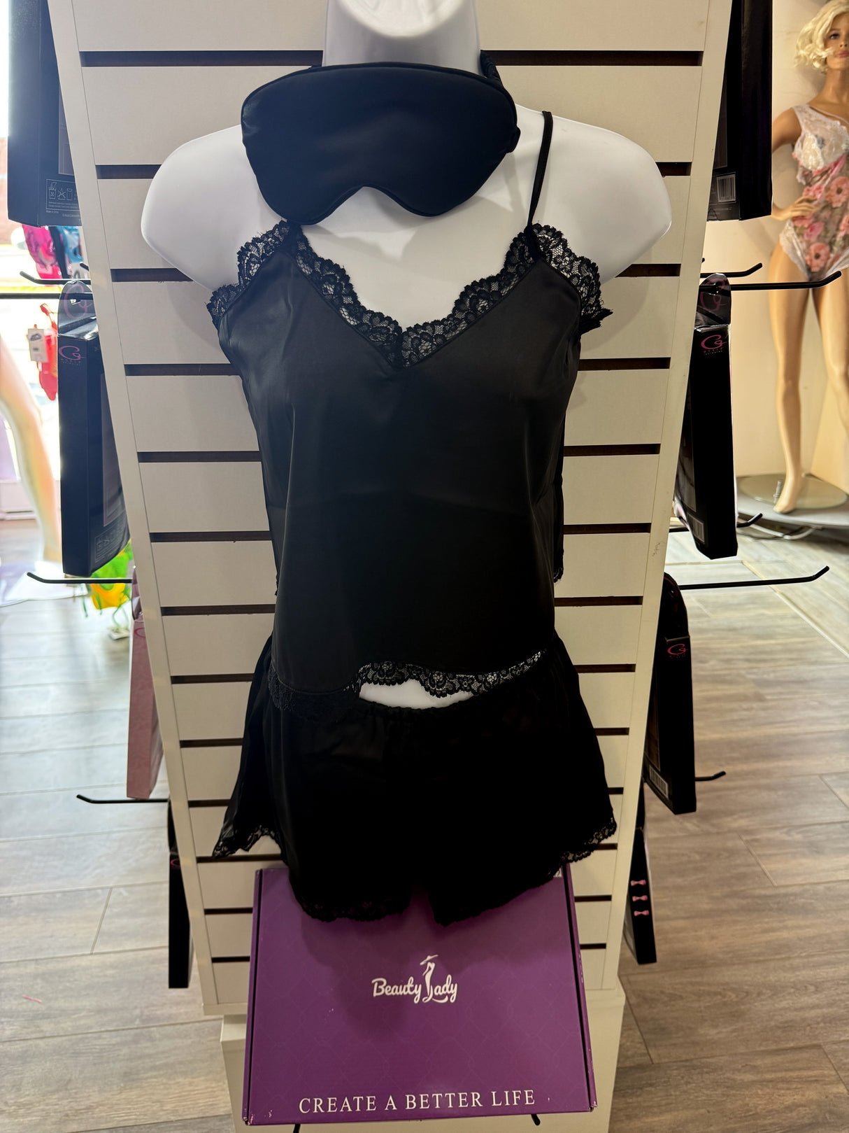 BEAUTY LADY - CAMISOLE ET SHORT PYJAMA NOIR