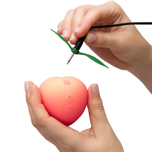 ROMP PINK PEACH CLITORAL STIMULATOR